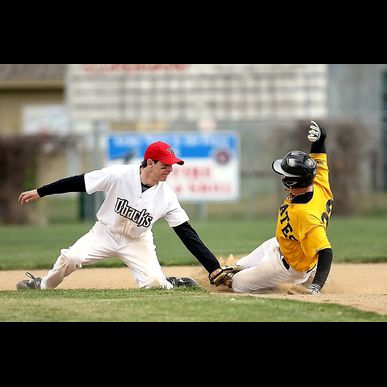 刺繍ユニフォームのオーダーはファンゴ！　豪華でオーセンティック